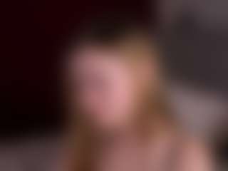 Live cam show with KanishaSkrocki - Upskirt on PervPlay.com