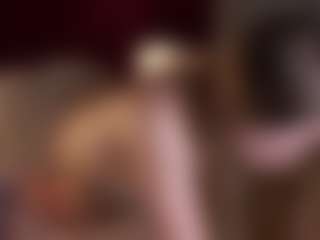 Live cam show with KanishaSkrocki - Petite on TastyBlacksLive