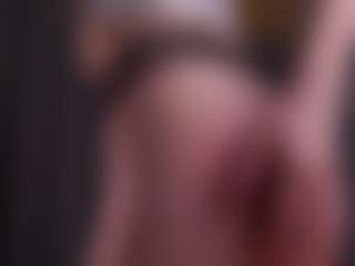 Live cam show with KanishaSkrocki - Green Eyes on Camsoda