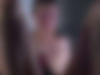 Live cam show with KanishaSkrocki - Green Eyes on Camsoda
