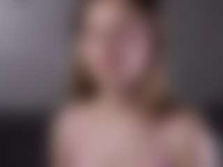 Live cam show with KanishaSkrocki - Green Eyes on Camsoda