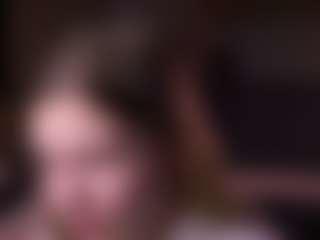 Live cam show with KanishaSkrocki - Upskirt on sexylive.show