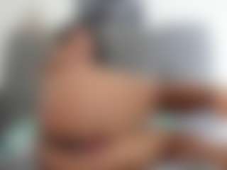 Karol-wish MILF webcam performer live streaming