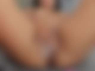 Live cam show with Karol-wish - Colombia Young Adult on SmokeAndPoke