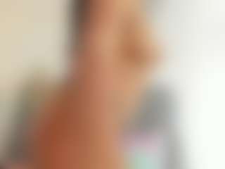 Karol-wish MILF webcam performer live streaming
