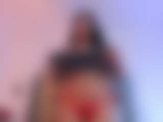 Live cam show with Karol-wish - Squirt on CamwithHer