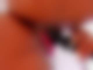 Live cam show with Karol - Control on Camiplay Live