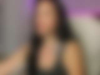 Live cam show with Megann-Williamss - Gagging on 1on1-livenow