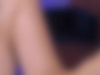 Live cam show with Megann-Williamss - Gape on madthumbs