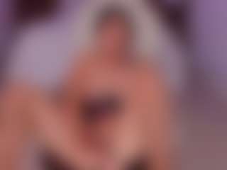 Megann-Williamss's Live Sex Cam Show