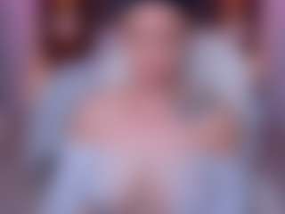 Live cam show with Megann-Williamss - Gape on Camsoda