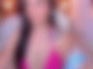 Live cam show with Megann-Williamss - Fingering on Mixed Magazine Live