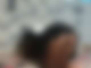 Sassy03199's Live Sex Cam Show
