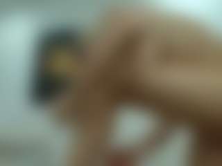 Live cam show with Von-Dee - Bikini on eurowanks.com