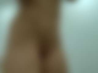 Live cam show with Von-Dee - Drinking on Chatstar
