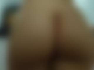 Live cam show with Von-Dee - Drinking on Camsoda