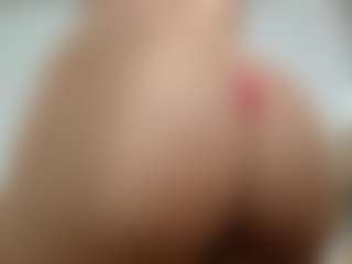 Live cam show with Von-Dee - Teen (18+) on Gym Cam Girls