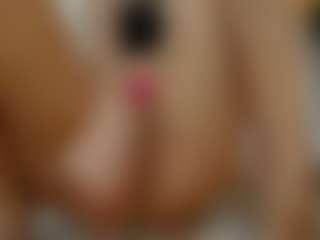 Live cam show with Von-Dee - Twerk on crypto-cams