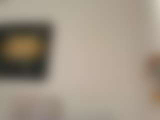 Live cam show with Von-Dee - Brown Eyes Blonde Hair on liverealitysex.com