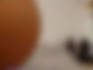 Live cam show with Von-Dee - Blonde Hair Curvy on liverealitysex.com