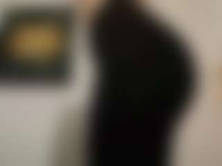 Live cam show with Von-Dee - Smoking on CamClone