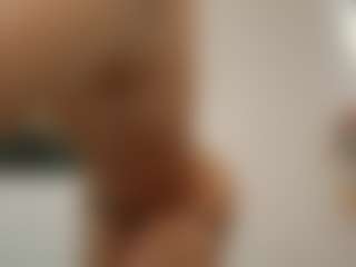 Live cam show with Von-Dee - Bikini on CamSextacy