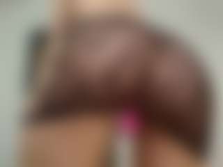 Live cam show with Von-Dee - Sexy on fuck-show.com