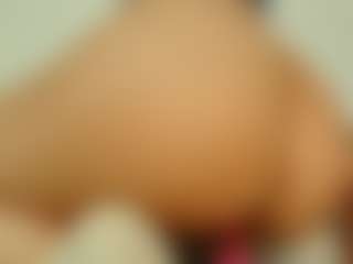 Live cam show with Von-Dee - Camel Toe on SinfulBabes