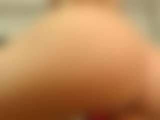 Live cam show with Von-Dee - Twerk on Camsoda