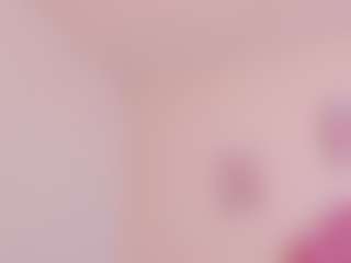 Live cam show with Aria-collin - Blonde Hair Petite on CamwithHer