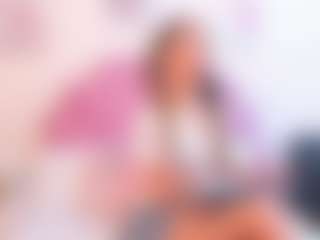 Live cam show with Aria-collin - Public on Camsoda