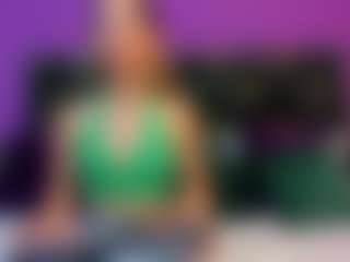 Live cam show with Aria-collin - Blonde Hair Teen (18+) on Camsoda