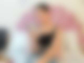 Live cam show with Aria-collin - Skinny on Camsoda