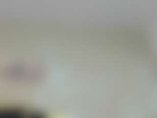 Live cam show with Aria-collin - Brown Hair Petite on CamClone