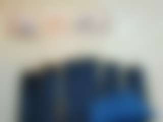 Live cam show with Aria-collin - Brown Hair on livesexfox.com
