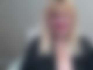 EmmaEllison's Live Sex Cam Show