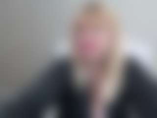 Live cam show with EmmaEllison - Spy Granny on MyBangCams