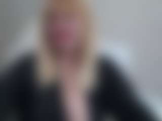 EmmaEllison's Live Sex Cam Show