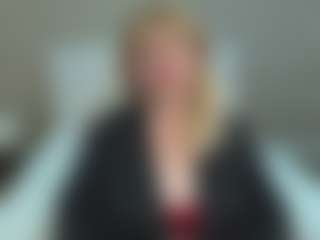 Live cam show with EmmaEllison - Fingering MILF on Streamer API