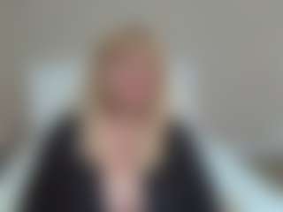 Live cam show with EmmaEllison - Hairy Pussy on crypto-cams