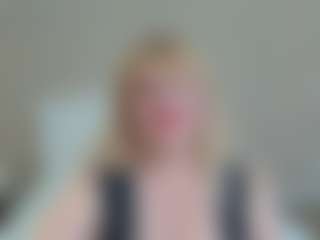 Live cam show with EmmaEllison - Granny Blonde Hair on Taboo Cams XXX