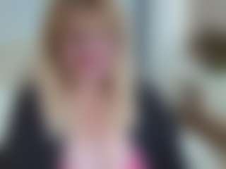 Live cam show with EmmaEllison - Striptease Granny on slutload
