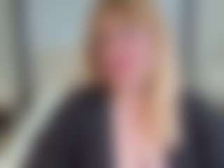 Live cam show with EmmaEllison - Granny Dildo on TeamSkeetLive
