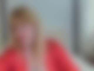 Live cam show with EmmaEllison - Strapon on Camming Site