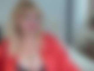 Live cam show with EmmaEllison - Granny BBW on Livezox