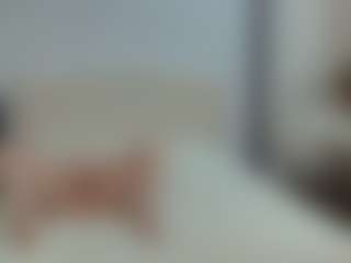 EmmaEllison's Live Sex Cam Show