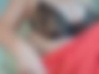 EmmaEllison's Live Sex Cam Show