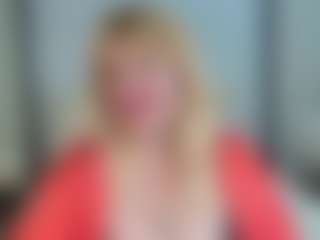 Live cam show with EmmaEllison - Middle Aged on eurowanks.com