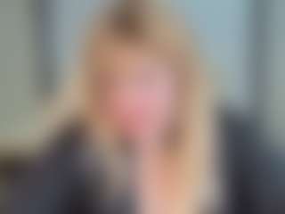 Live cam show with EmmaEllison - Granny Brown Hair on Camsoda