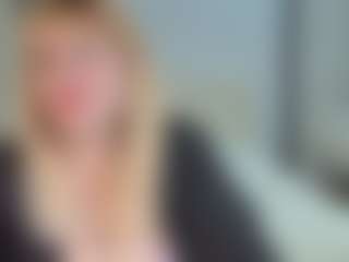 Live cam show with EmmaEllison - Granny on Camsoda